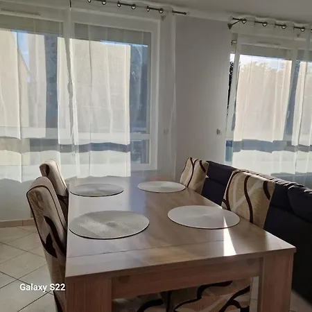 Lejlighed Spacieux T3 Lumineux Avec Balneo A 5min De La Gare Épinal