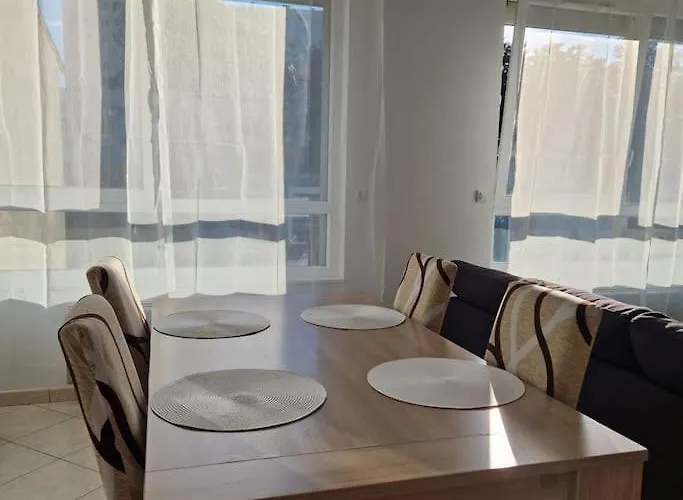 Lägenhet Spacieux T3 Lumineux Avec Balneo A 5min De La Gare Épinal